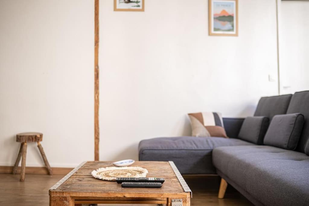 Apartamento Le Charmant Hello Palois-T2-Wifi Pau Exterior foto